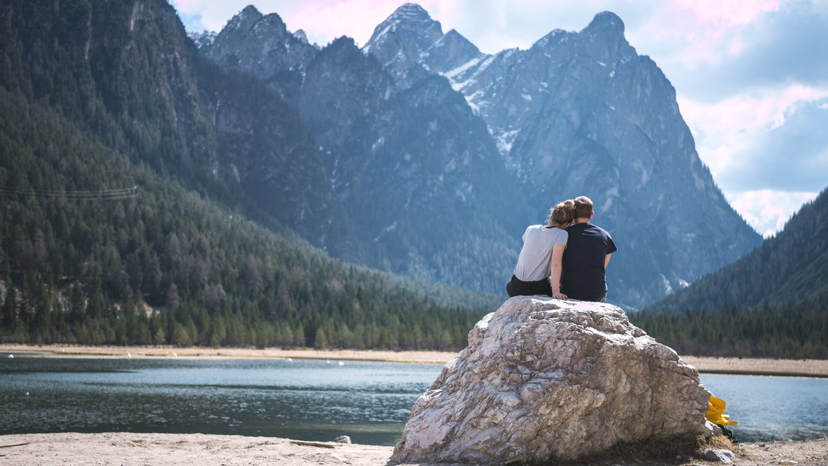 I do, I do, I do! The new ways couples celebrate each other: The Many Moons of Travel fairfieldcountylook.com/the-many-moons… #honeymoons #newlyweds @renewingvows