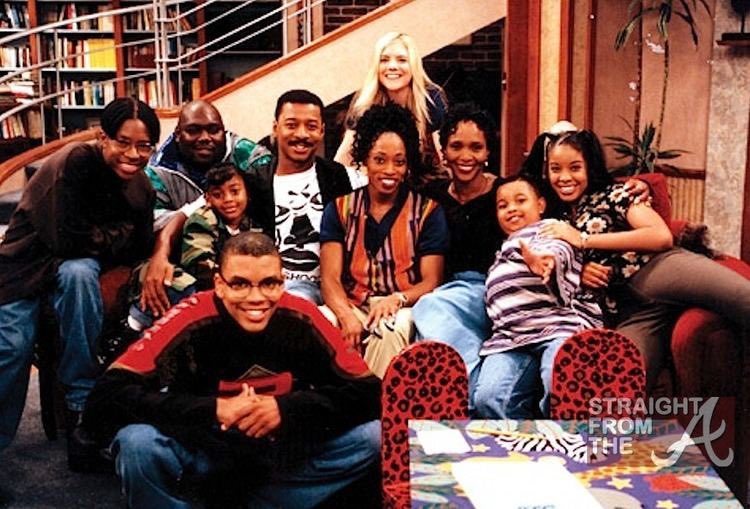 AuxGod_'s tweet photo. Martin, The Parent Hood, In the House, The Jamie Foxx Show, and Hangin with Mr. Cooper are now available tor streaming on HBO Max https://t.co/diRwSLQvMc