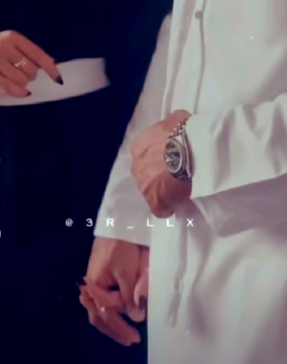 GAM__2's tweet image. ◯○━━❥  ♤ ❥━━○◯
مـن ليونتهـا كان مابـه ولا عظـم جسدهــــا
ومن نعومتها تخاف خدودها من لمس يدها
ومن كثر ما جسمها جذاب ماتمشي وحدهـا
ومن كثر ما خصرها نحيل تحب اللبس ساده
♧♡#دفىء_روح♡♧
◯○━━❥ ♤ ❥━━○◯