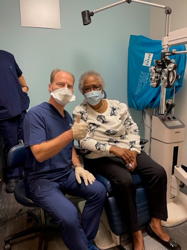 GAEyeDocs's tweet photo. This past week, we enjoyed 20 treats from a sweet patient to celebrate her 20/20 vision!

Schedule your appointment today by calling us at (678) 584-0400!
#eyecare #gaeye https://t.co/UChS8SOt3W