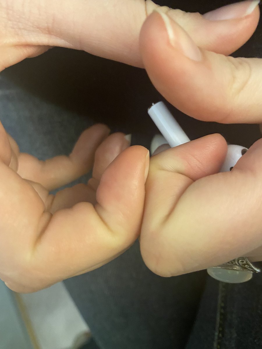 Olinecool's tweet photo. @safiniparis jess https://t.co/7dSFINaTKc