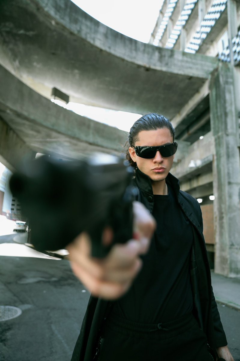 iamorlandojames's tweet photo. The Matrix RELOADED https://t.co/ZvAz0x7M6y