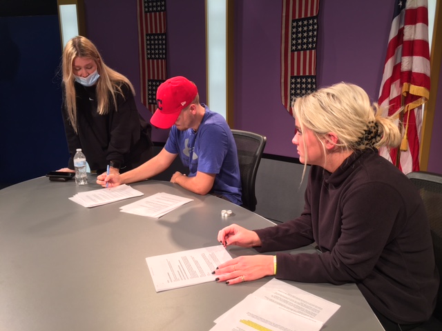autvashland's tweet photo. The countdown is on for the AU TV-20 Election 21 show! Talent Producer Jordan Lapata talks with Co-anchors Evan Laux and Lydia Bice about a show segment for Election 21. 

Election 21 will air live on AUTV 20 and WRDL from 9 pm to 11 pm on Tuesday November 2nd. https://t.co/4mI2ea7hyS