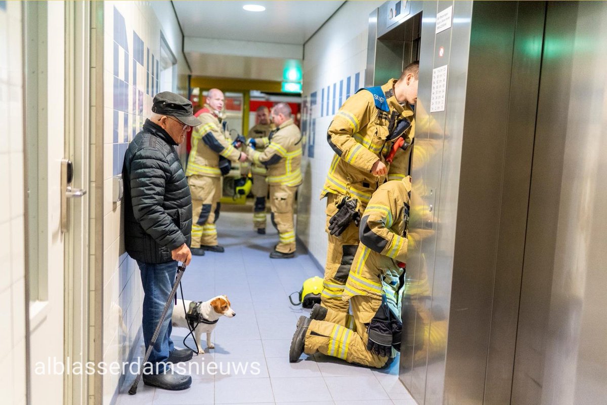 Brandweer Alblasserdam tweet media