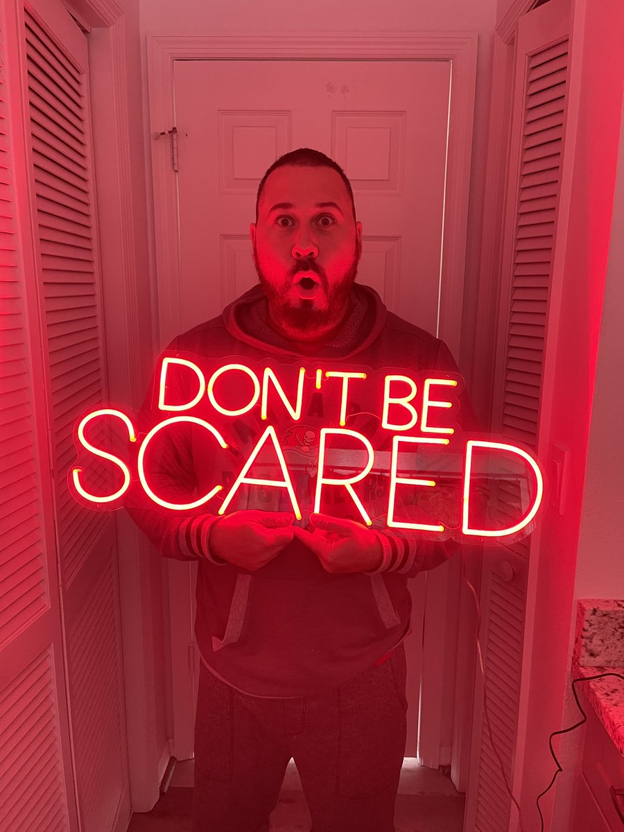 OmarGoshTV's tweet photo. Another piece for the clown cottage 80’s themed living room https://t.co/UbMRHTMaZH