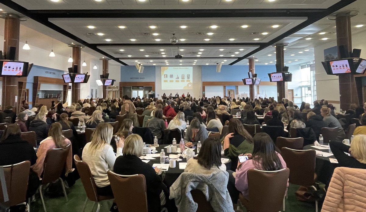 LEOacademies's tweet photo. Thank you to everyone who helped to make #LEOConference21 a huge success. Brilliant speakers, superb participation from all our staff, governors & trustees and the launch of our LEO People Strategy. Perfect way to deepen our commitment to #GrowingGreatPeople at @LEOacademies. https://t.co/zTkYEgZLWQ