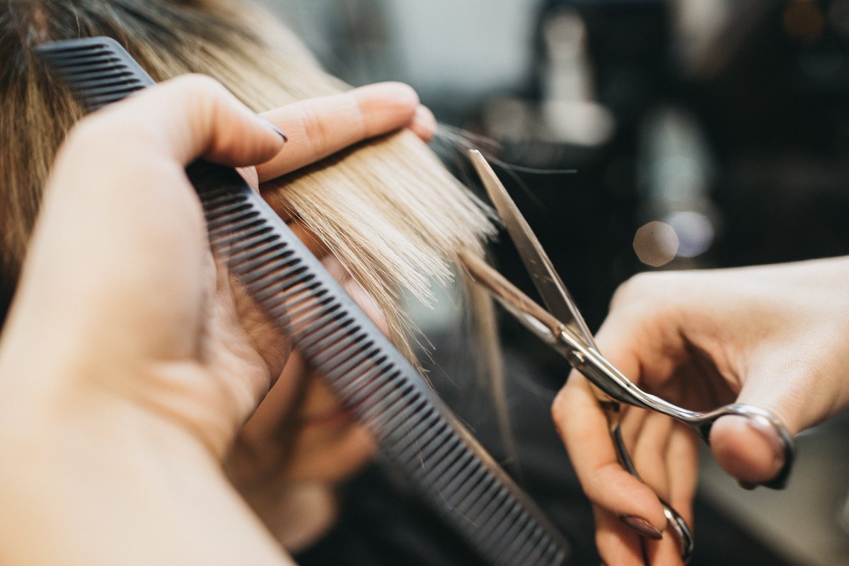ufford_park's tweet photo. WE'RE HIRING... 
HAIR SALON MANAGER AND STYLIS
We will be opening our new-look Hair Salon soon and are looking to #recruit a highly skilled and efficient #Salon #Manager, as well as a hair stylist.
Please visit our website for more info: https://t.co/8ozqk1NG8N
#jobs #Suffolk https://t.co/VZBAruRCzi