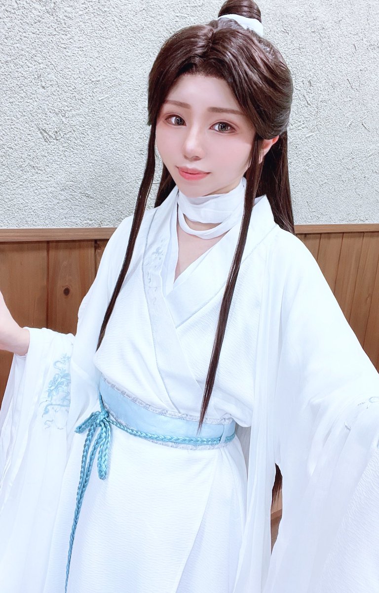 asmn0602's tweet photo. 天官赐福からmxtn沼に入りました
関東でゆるりと活動しています🐰🌸

レイヤーさん以外もお話合いそうな方お迎えさせて下さい💕
RT中心に♡もお伺いします☺️

#mxtxProfilesheet 
#人渣反派自救系統好きさんと繋がりたい
#魔道祖師好きさんと繋がりたい
#天官賜福好きさんと繋がりたい https://t.co/6tVUbJjAk5