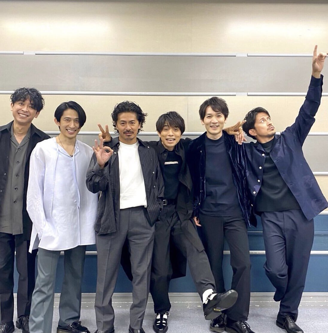 SHU_Girl0728's tweet photo. 今日のV6の最後のライブ本当に良かった…
メンバー全員がファンのためにって気持ちが伝わる良いライブだった!!

6人で一緒に歌う姿はもう見れないけどまたどこかで歌って欲しい
#V6ありがとう
#V626thanniversary 
#V6groove 
#V6へありったけの愛をこめて https://t.co/39XBLjmHpj