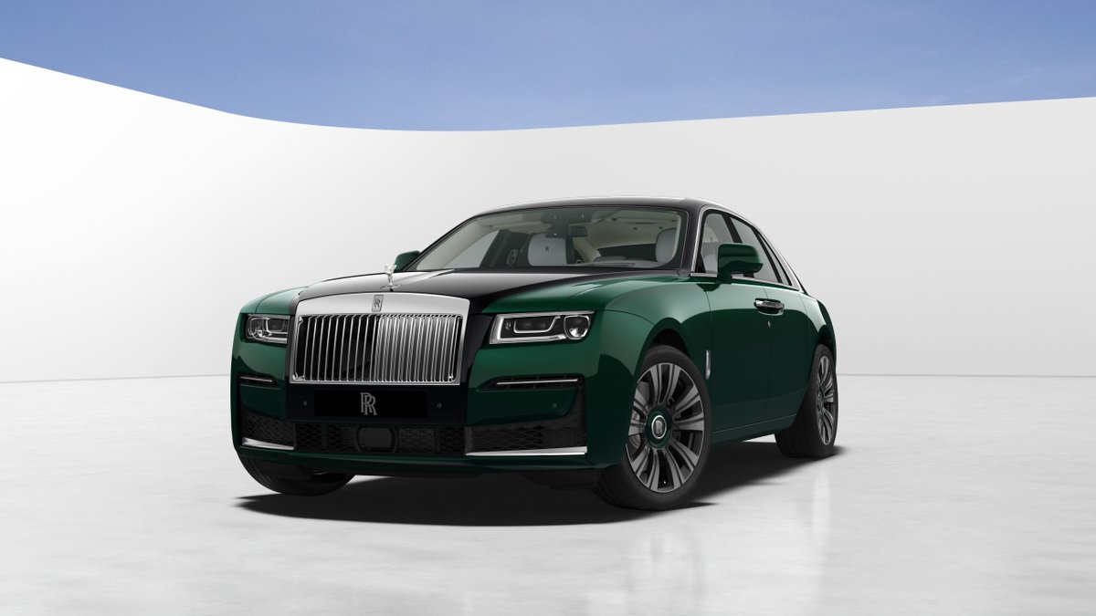 RollsRoyceLeeds's tweet photo. Starting the week off with a new Ghost specification in Imperial Jade

What do you think? Should we order this? 

#rollsroyce #rr #rollsroyceghost #ghost #rrghost #rrleeds #green https://t.co/83r9GopIGk