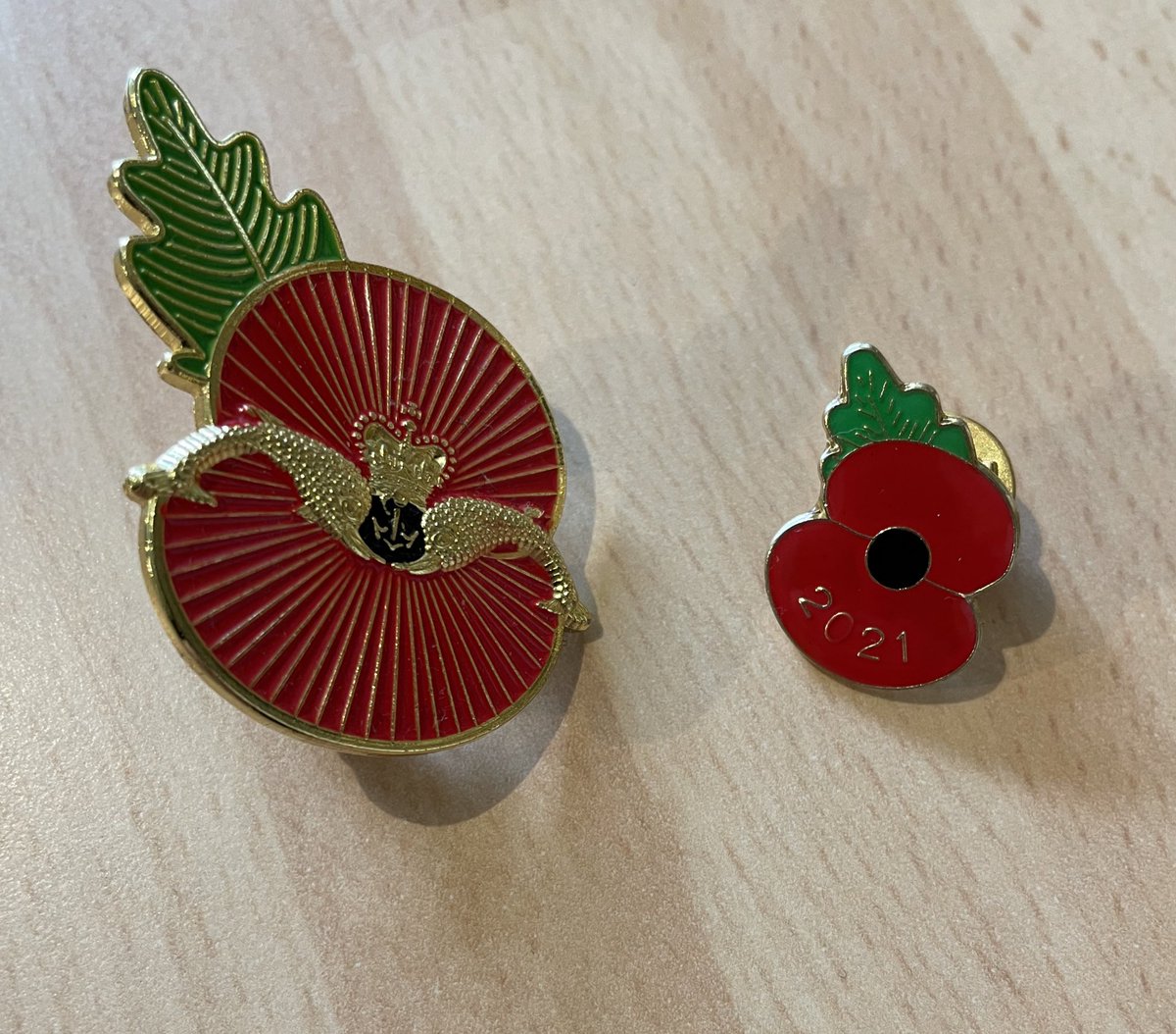 CopMoustache's tweet photo. The poppies are out, not as many as the #PoppyQueen herself @RSSS_DianeFair but the one on the left means a hell of a lot to me #Submariner https://t.co/zloTibStFL