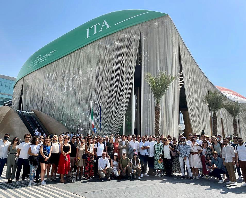 I #GiovaniImprenditori, ambasciatori del #MadeinItaly a #Expo2020 #Dubai ▶️ linkedin.com/pulse/i-giovan… 

#MadeinItaly #startup #IlCoraggiodelFuturo #giovani #expodubai2020 #GGI #padiglioneitalia  #Emirates #Confindustria