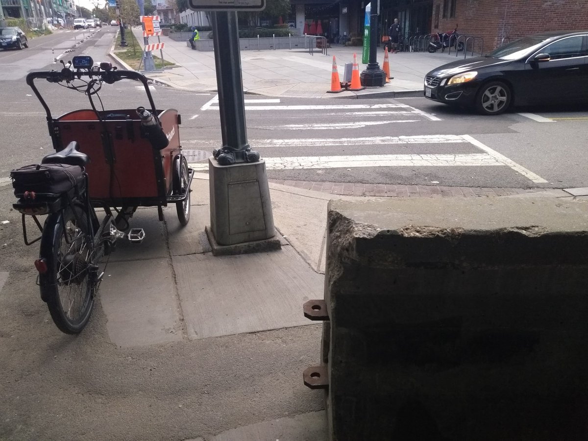 Hey <a href="/DMHHS_DC/">DMHHS</a> and <a href="/charlesallen/">Charles Allen</a> Apparently making homeless people's lives more difficult is so incredibly important that it's fine to also block wheelchair / stroller / bike access...???