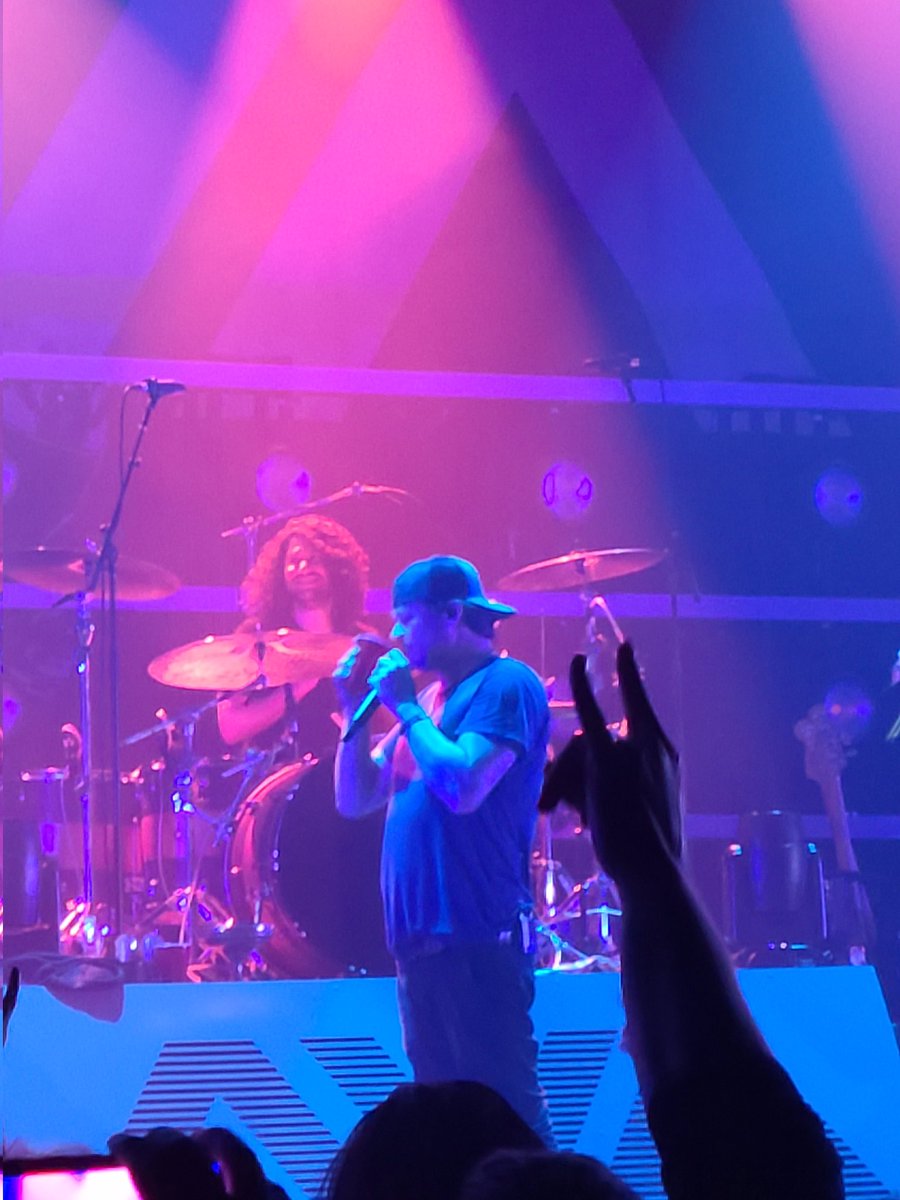 valesbrian's tweet photo. If you haven't experienced an Angels  &amp; Airwaves concert yet, you should. It's life changing. https://t.co/beO16SaMTg