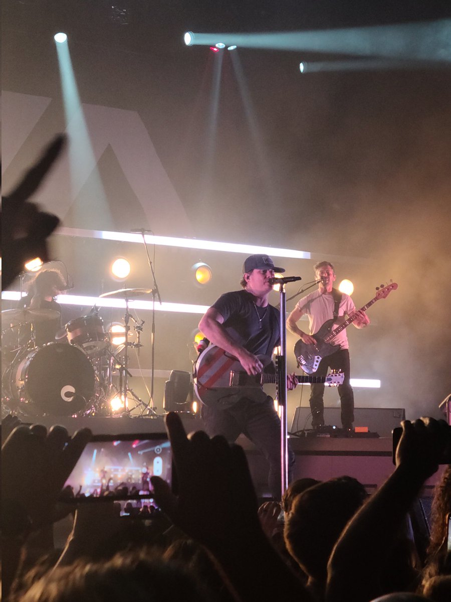 valesbrian's tweet photo. If you haven't experienced an Angels  &amp; Airwaves concert yet, you should. It's life changing. https://t.co/beO16SaMTg