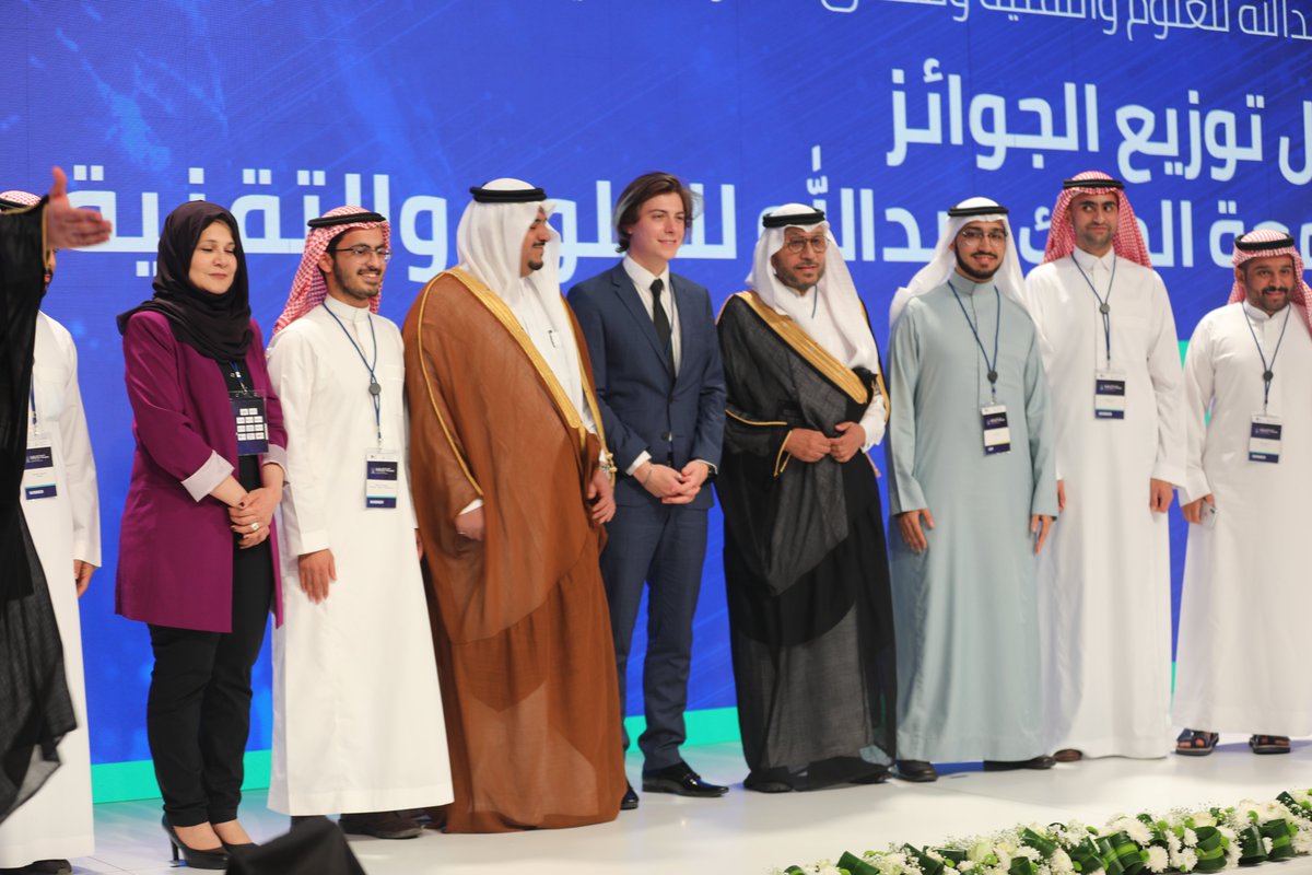 KaustC's tweet photo. Some highlights from the closing Ceremony of the KAUST Challenge - Shaping the Future of Media. We look forward to the next edition and thank everyone who has contributed to make this edition a great journey!
@KAUST_News @Asbar_WF #KAUST #Asbar https://t.co/tf3ZAnnMwM