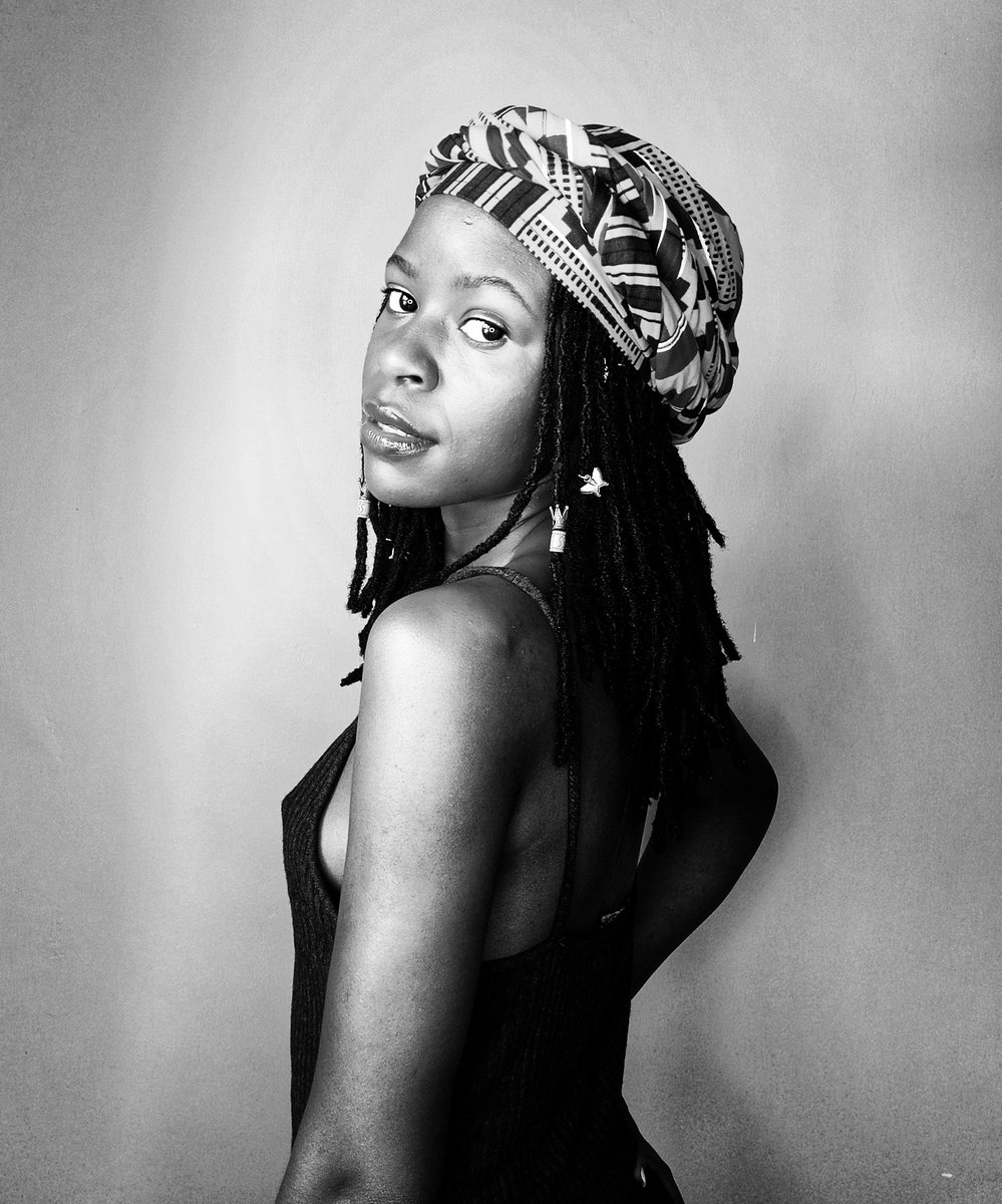 kilembaqueen's tweet photo. Happy new month, people.
Reminder: Wearing head wraps is a great way to accessorize your look.
#headwraps #naturalhair #wrapqueen #headwraptutorial #headwrapsinuganda #hairbonnets #satinhairbonnet #bathrobe #ankarabathrobe #scrunchies #KILEMBA https://t.co/31hLymc1CX
