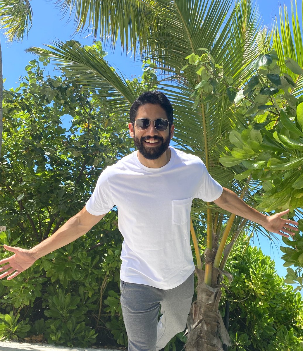 ChayAkkineniFc's tweet photo. Lets Welcome The Birthday Month Of Yuvasamrat Naga Chaitanya 😎🎉
@chay_akkineni ❤🤟

#ChayBirthdayMonth 
#ChayBdayTrendOnNov22nd
#NagaChaitanya || #LoveStory https://t.co/l8iW0JFQ5g
