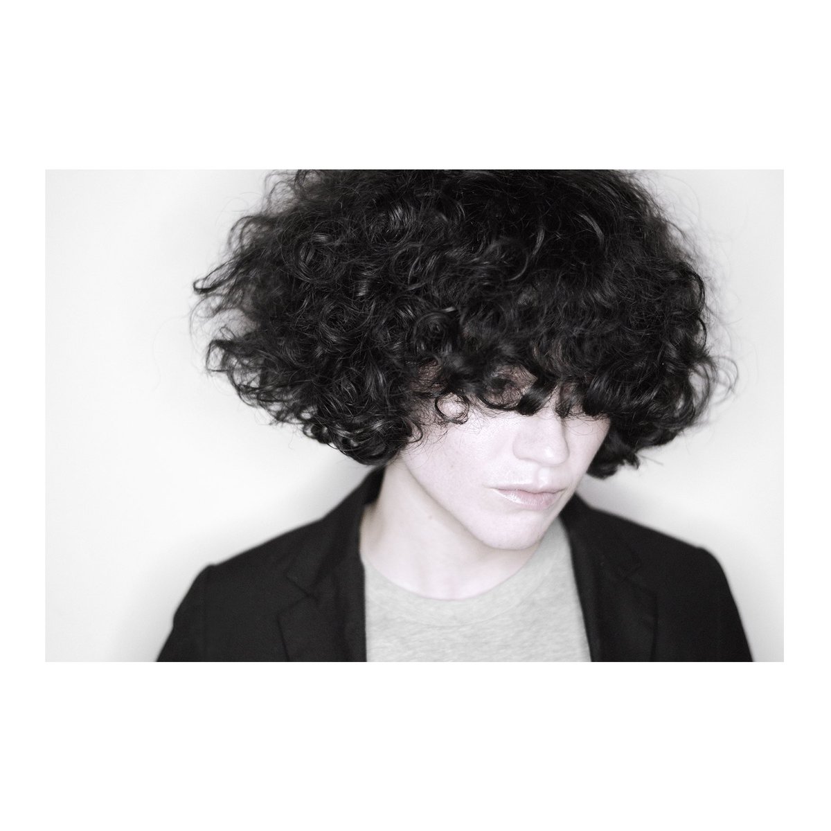 g o  b i g . 
💋💋💋
#hairdressing #hairdresser #hairstylist #haircut #razorcut #curlyhair #curlygirl #naturalhair #bighair #curlyhairstyles