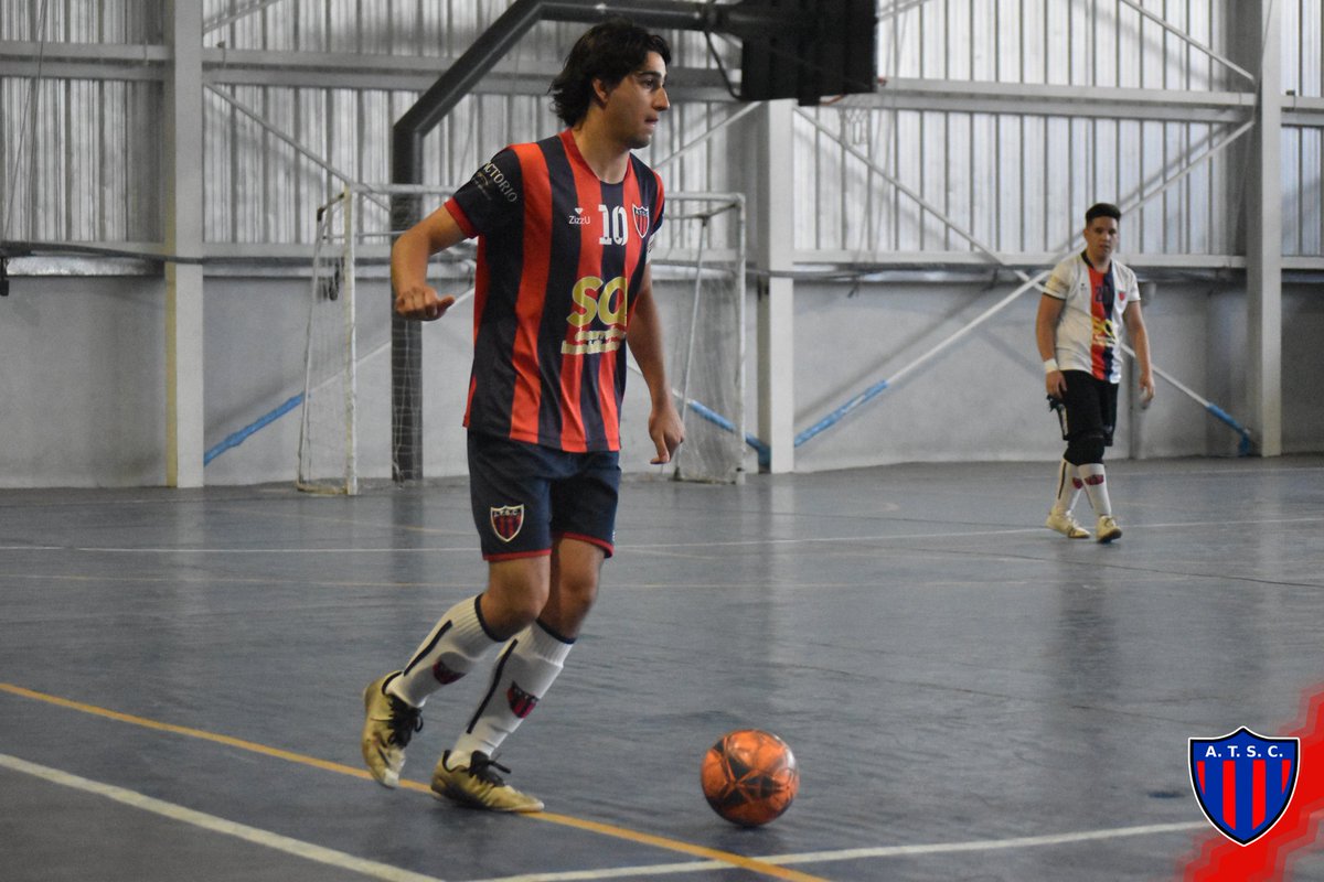 atscfutsal's tweet photo. #Inferiores #C20A

Te dejamos imágenes 📸 de lo que dejó el empate en el fin de semana 2-2 de nuestros bicampeones ante @centrosocialvh 👌

#VamosLosPibes 
#VamosMatador https://t.co/bRjVA7IdDp