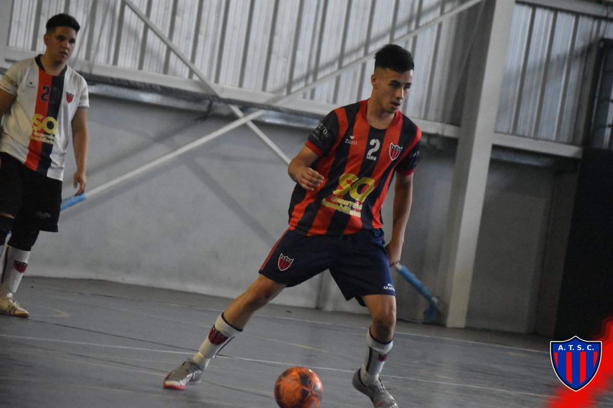 atscfutsal's tweet photo. #Inferiores #C20A

Te dejamos imágenes 📸 de lo que dejó el empate en el fin de semana 2-2 de nuestros bicampeones ante @centrosocialvh 👌

#VamosLosPibes 
#VamosMatador https://t.co/bRjVA7IdDp