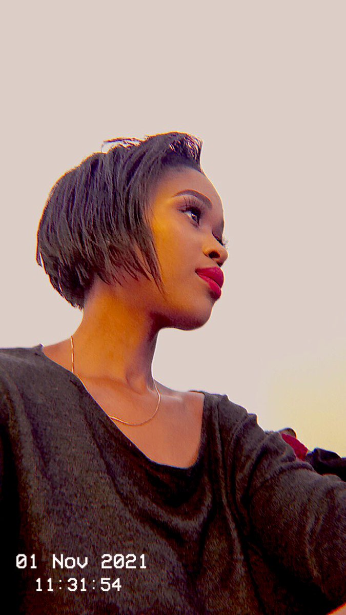 Ponie_M's tweet photo. New Month, New Hair #PixieMom https://t.co/nocrYqblRE