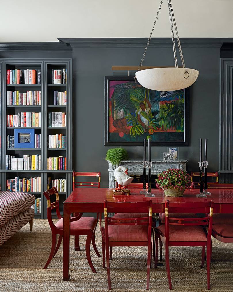 _houseandgarden's tweet photo. Penny Morrison's comfortable, colourful scheme for a rambling mansion flat: https://t.co/fygeju8DLH https://t.co/ddR7DoiS4r