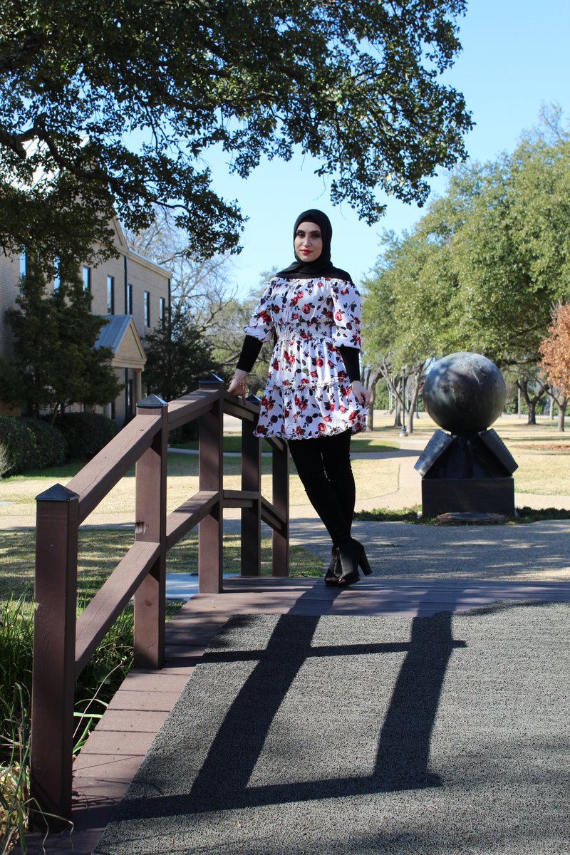 SAU_MSLP's tweet photo. #mslpstudentoftheweek, Zeinab "Zee" is from Beirut, Lebanon. A “fun fact” about her is that her favorite time of year is Christmas/New Years because it’s the longest break! She also just became a United States citizen! Welcome Zee! 🇱🇧 🇺🇸 https://t.co/Xj2Xyqyyck