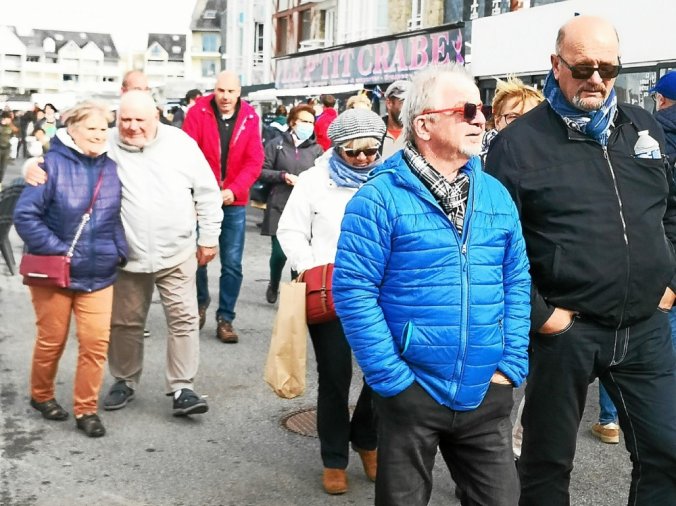 TelegVannes's tweet photo. Tout le week-end, les visiteurs ont été fidèles au salon du Mille Sabords à #Arzon. Explications sur ces heureuses retrouvailles. #MilleSabords #Bretagne
https://t.co/uSXD9REJuC https://t.co/kMgfGVozSM