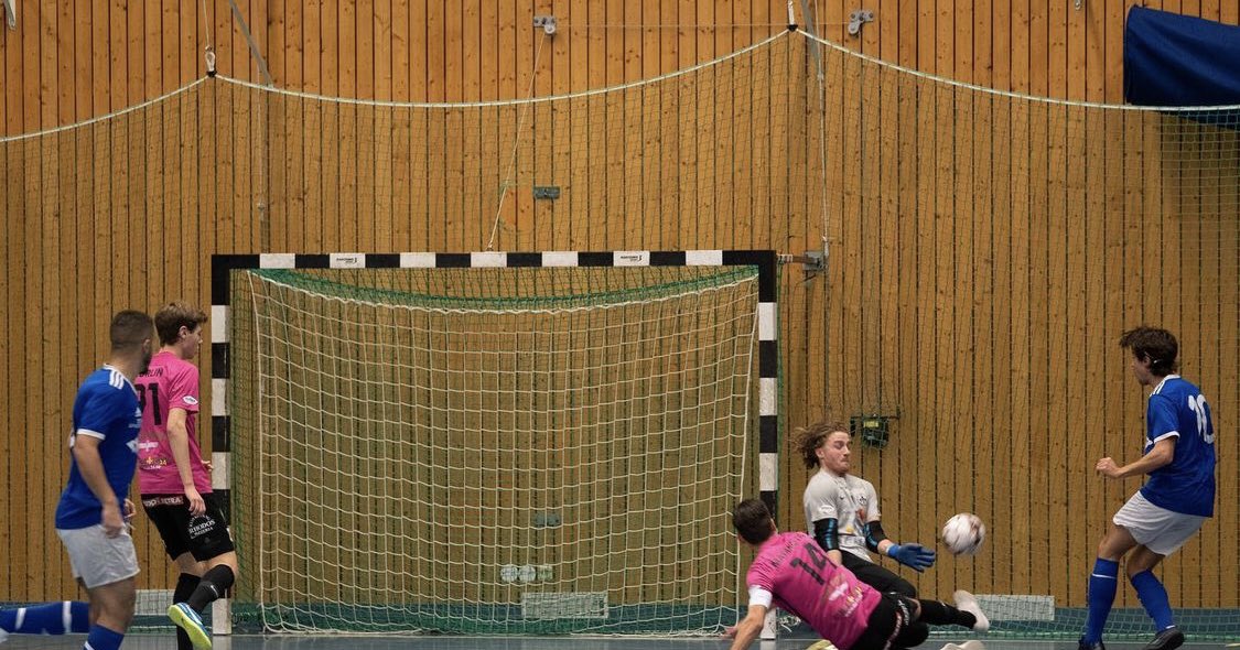 Lidkutdfutsal's tweet photo. Nu på fredag 5/11 är det redan dags för nästa hemmamatch när Färgelanda IF gästar Lidköping och Idrottens Hus.
🗓 Fredag 5/11.
🆚 Färgelanda IF.
🕣 19:30.
📍Idrottens Hus A-Hall.
#WanTuTri https://t.co/upmwhc1aCi