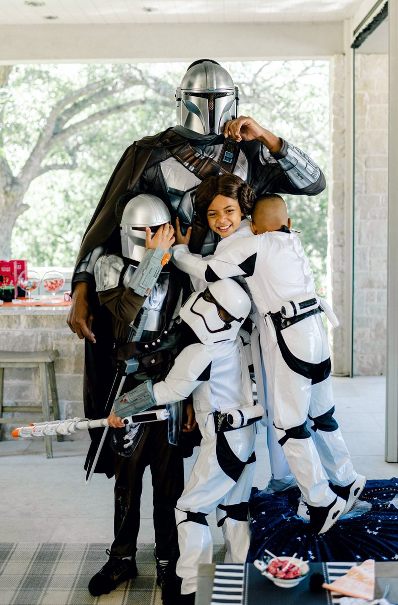 chrisbosh's tweet photo. Halloween 2021! Nothing better than sharing moments like these with the family. https://t.co/UHWUK5wzcR