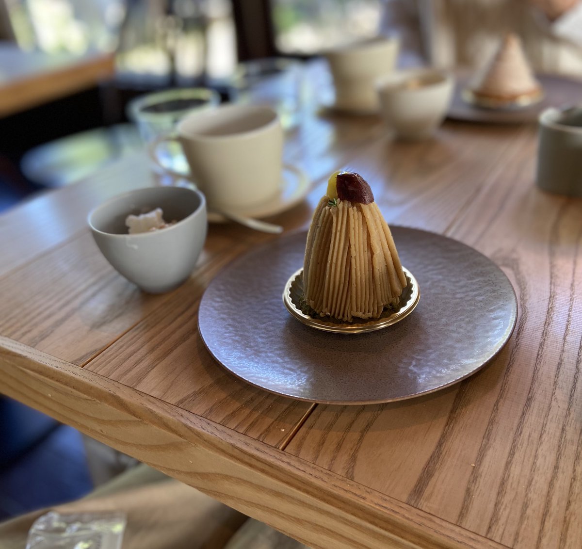 kuri10matcha's tweet photo. 先日美味しいモンブランを食べにいった https://t.co/8l93fWaoYH