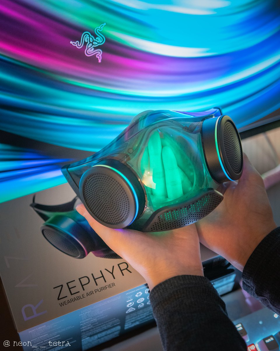 neon__tetra's tweet image. ✅Razer Zephyr🐍
お迎えしました!!!
虹色に光るゲーミングマスク🌈✨
#Razer #RazerPhotograph #RazerZephyr #GoGreenwithRazer