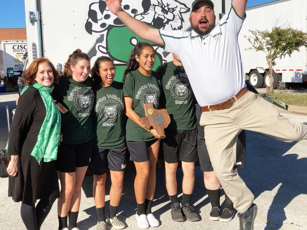 Santo High School tweet media