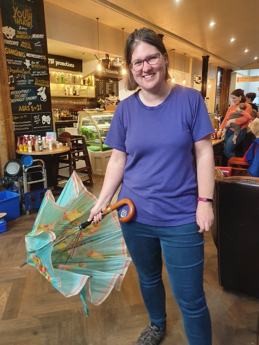 Here's a little #ThrowbackThursday to previous Repair Cafes and some of the wonderful visitors we've had with their broken household items - thank you everyone! 🙏🙏🙏💚💚💚
 
#repaircafe #repairandreuse