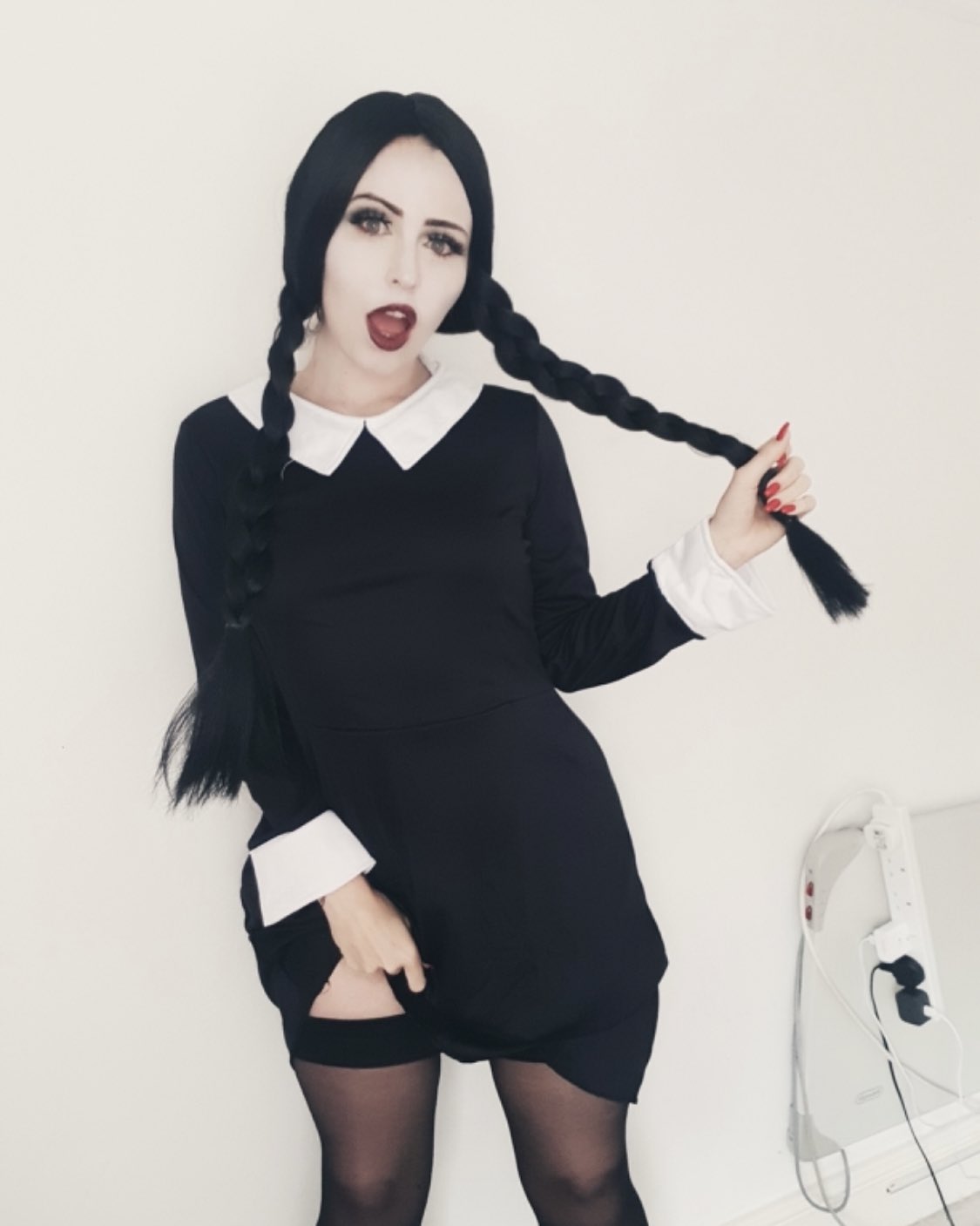 Jen Flix PINK CANOE CLUB™️ on X: Ever wanted a naughty Wednesday to give  you a JOI? Its on my Onlyfans wall 💦💦💦 t.colcgt7Tg6h3  X