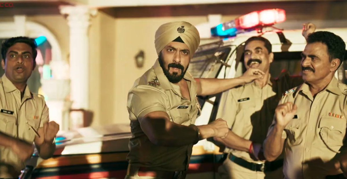 G7Times's tweet photo. #BhaiKaBirthday superb song. #SalmanKhan screen presence top notch. #AayushSharma good with dance. 

#Antim https://t.co/afasXKfBsq
