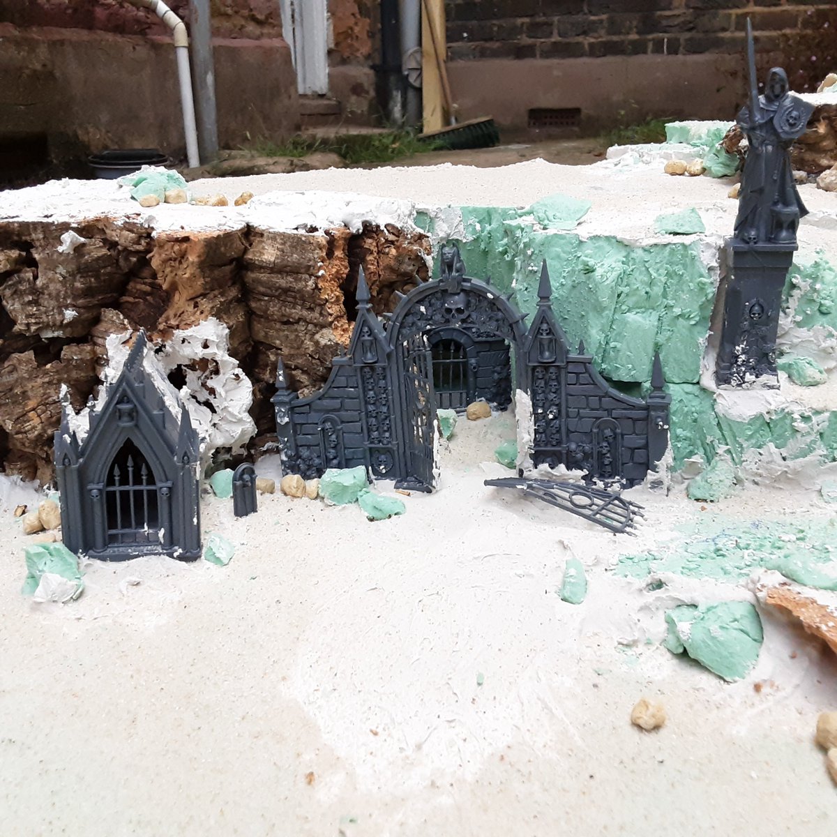 virulent28's tweet photo. Hey there! As I had to move away from London I'm trying to find a new house (and painter) for my warcry board (22x30"). Pick up by findesbury park N4, trading it for a couple of craftbeer :)

#warcry https://t.co/vYmwPcxhHG