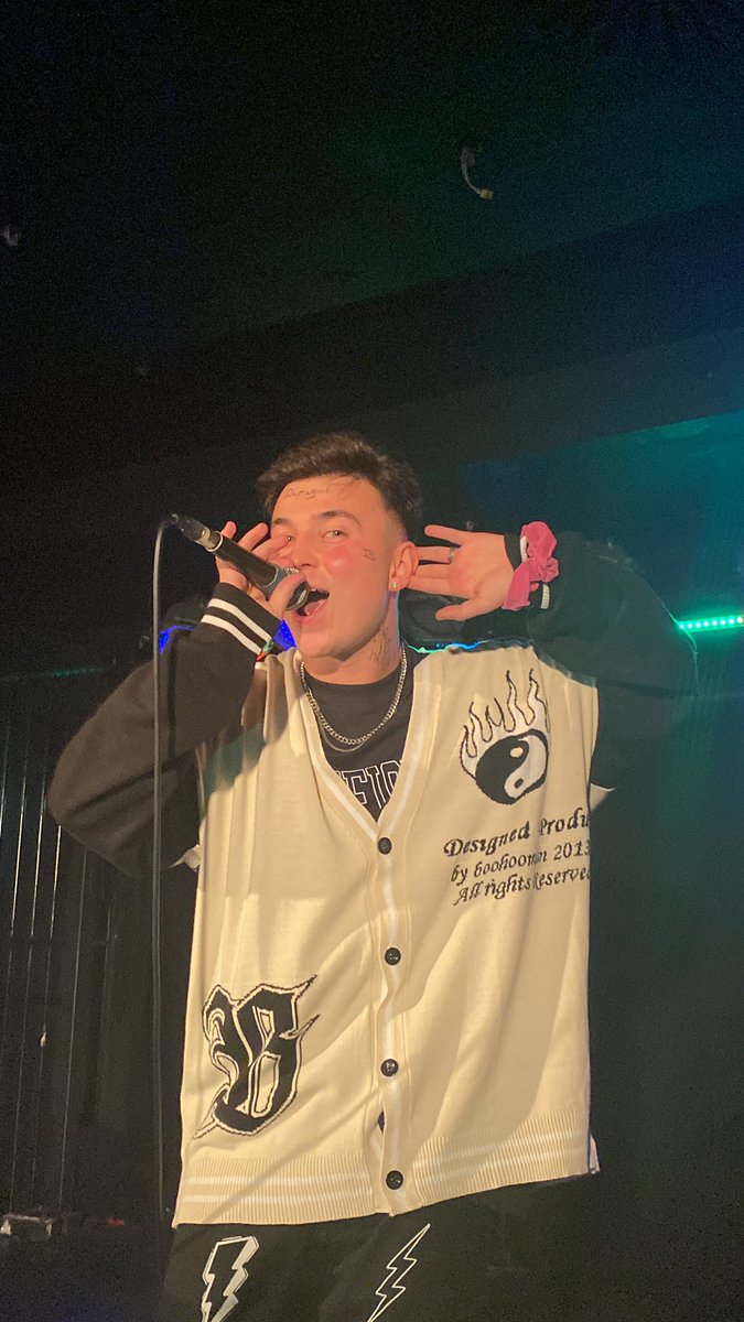 AstonVlogs's tweet photo. @alstarmusic @brklynwyatt these are just some of the pictures i took x https://t.co/103V4Qt66k