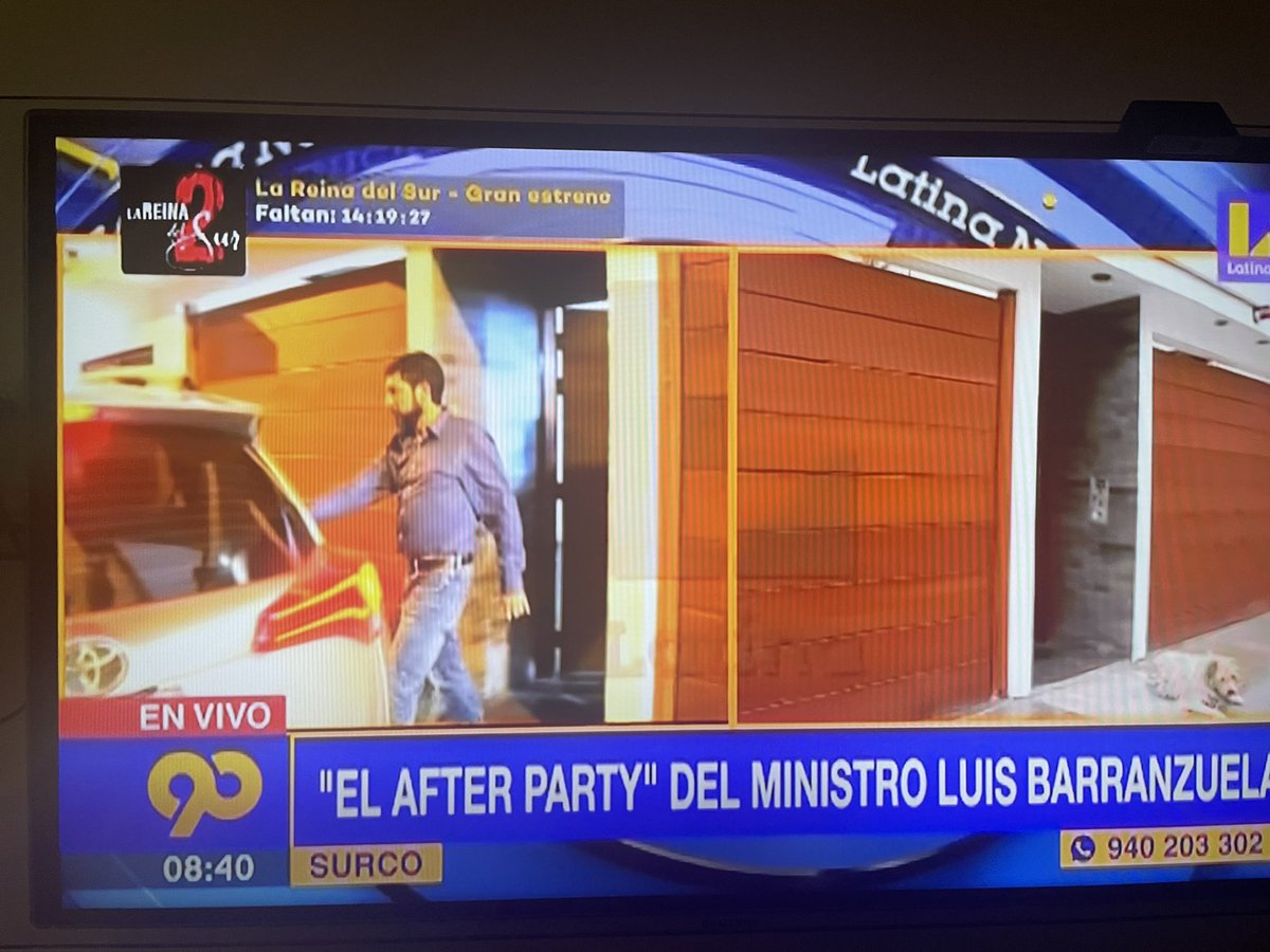 JorgeDCG's tweet photo. Fiesta Covid Halloween  del Ministro del Interior Luis Barranzuela, violando prohibición de su propio despacho.
Invitados especiales el congresista Guillermo Bermejo y el abogado Raúl Noblecilla, saliendo a escondidas.  
@PoliciaPeru no pudo intervenir.
#RenuncieBarranzuela https://t.co/I32TKorARj