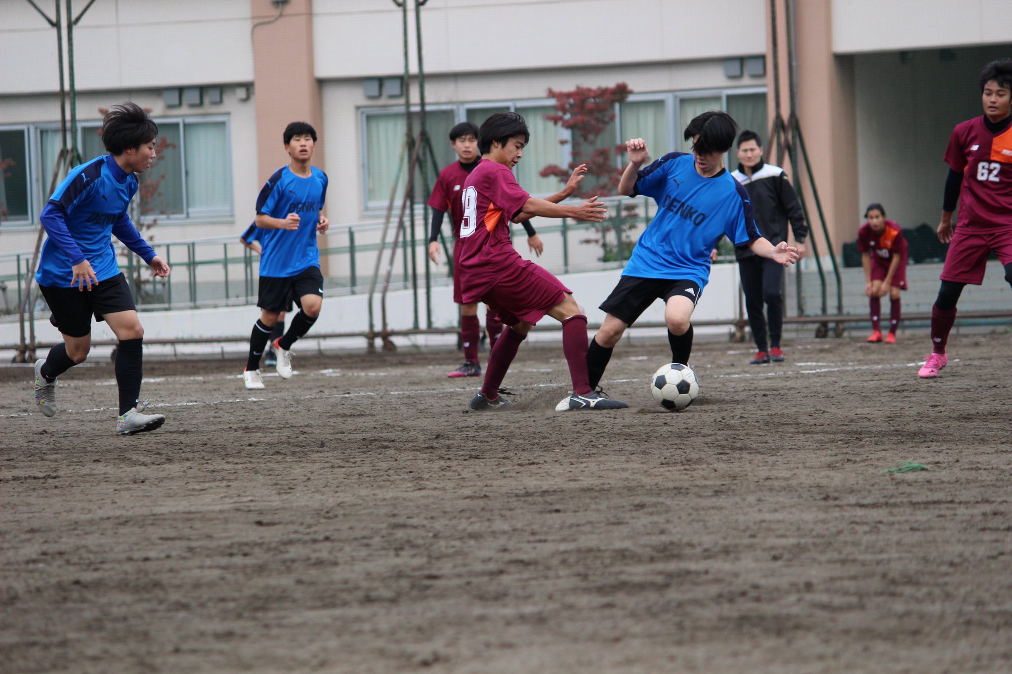 都立城東高校サッカー部 10月31日 日 都立城東高校 ｂチームは 田園調布高校と練習試合を行いました 田園調布高校 サッカー部の皆さん ありがとうございました T Co Tdoxfn13l6 Twitter