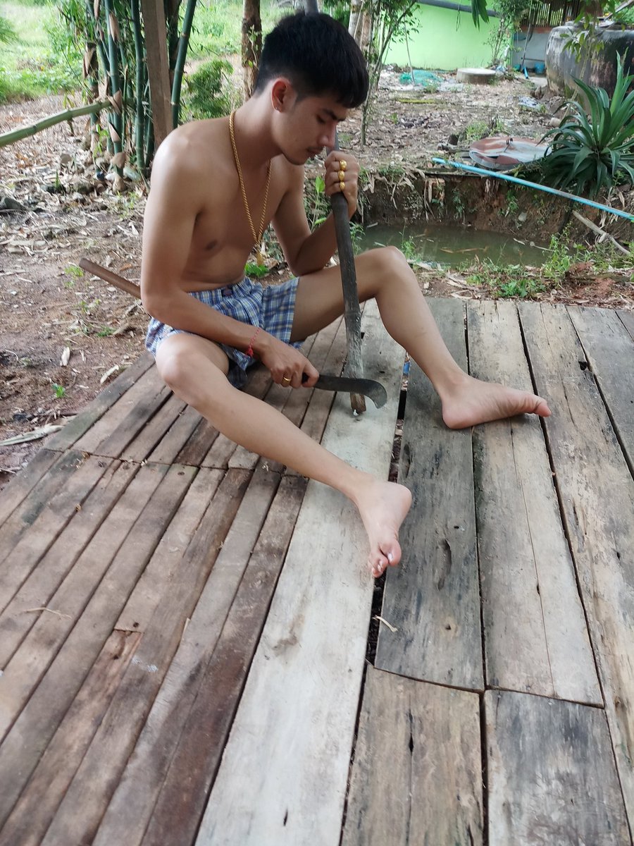 Poom69811414's tweet photo. หาเเฟนทำมันยากจังวะ https://t.co/5F146Gpt93