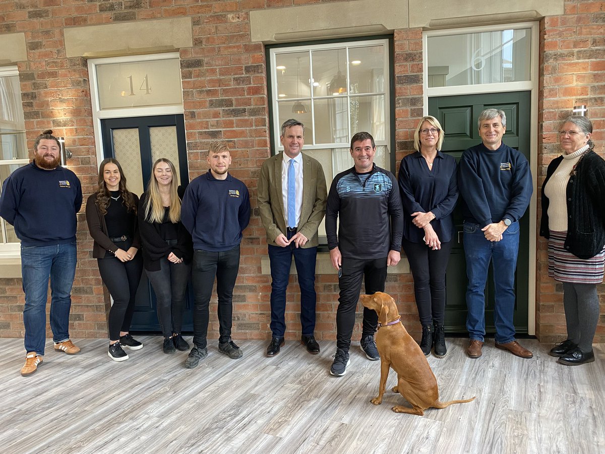DerwentWindows's tweet photo. Opening day🎉 Our West Bridgford showroom will be open from 9:30-4:30 Monday - Saturday‼️ https://t.co/yf2l6H3Gj4