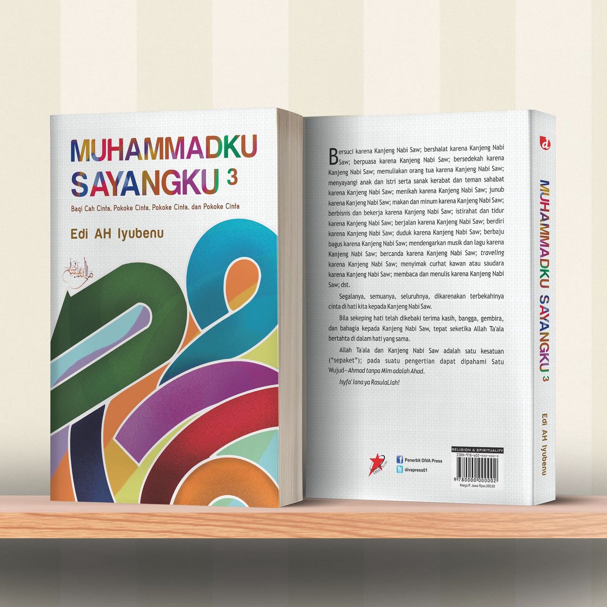 SublimBookstore's tweet photo. Sudah bisa dipesan di shopee. Monggo https://t.co/BI3jiEbMOH https://t.co/mHpAYKKcrQ