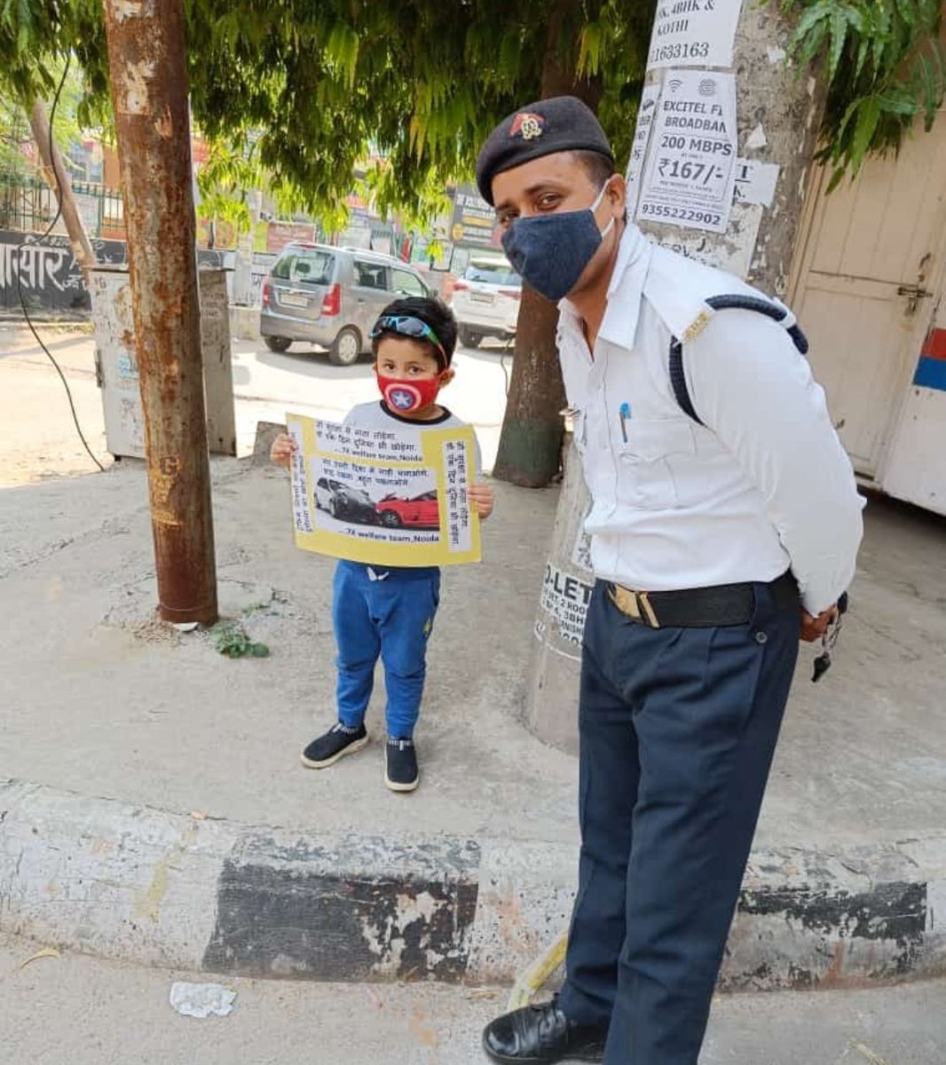 Noida рдХреА 7X Welfare рдЯреАрдо (@noida7x) on Twitter photo <a href="/GauravGoel_2008/">Gaurav Goel</a> <a href="/noidapolice/">POLICE COMMISSIONERATE GAUTAM BUDDH NAGAR</a> <a href="/CP_Noida/">CP Noida</a> <a href="/dgpup/">DGP UP</a> <a href="/Uppolice/">UP POLICE</a> <a href="/uptrafficpolice/">UP Traffic Police</a> <a href="/CMOfficeUP/">CM Office, GoUP</a> <a href="/UPGovt/">Government of UP</a> <a href="/homeupgov/">Home Department, UP</a> @noidatraffic <a href="/MORTHRoadSafety/">MORTHRoadSafety</a> <a href="/DeptGbn/">Information Dept GBN</a> -рдЙрдореНрдореАрдж рд╣реИ рд▓реЛрдЧ рдЬреНрдпрд╛рджрд╛ рд╕реЗ рдЬреНрдпрд╛рджрд╛ рдЖрдЧреЗ рдмрдврд╝ рдХреЗ рдЯреНрд░реИрдлрд┐рдХ рд╡рд╛рд▓рдВрдЯрд┐рдпрд░реНрд╕ рдмрдирдиреЗ рдХреЗ рд▓рд┐рдП рдЖрдПрдВрдЧреЗред
-рд╕рдВрдпреБрдХреНрдд рдФрд░ рд▓рдЧрд╛рддрд╛рд░ рдХрд┐рдпрд╛ рдЬрд╛рдиреЗ рд╡рд╛рд▓рд╛ рдкреНрд░рдпрд╛рд╕ рдХрднреА рд╡рд┐рдлрд▓ рдирд╣реА рд╣реЛрддрд╛ред
-рдЖрдк рдХреА рд╕реБрд░рдХреНрд╖рд╛ рд╣реА рд░рд╛рд╖реНрдЯреНрд░ рдХреА рд░рдХреНрд╖рд╛ рд╣реИред
<a href="/jtcpnoidaHQ/">Jt.CP HQ Noida</a> <a href="/IPSAnkitaS/">Ankita Sharma</a> <a href="/LoveKum22449811/">Love Kumar</a> <a href="/dcptrafficnoida/">DCP Traffic Noida</a> <a href="/uptrafficpolice/">UP Traffic Police</a> <a href="/MORTHRoadSafety/">MORTHRoadSafety</a> <a href="/GauravGoel_2008/">Gaurav Goel</a> <a href="/noidapolice/">POLICE COMMISSIONERATE GAUTAM BUDDH NAGAR</a> <a href="/CP_Noida/">CP Noida</a> <a href="/dgpup/">DGP UP</a> <a href="/Uppolice/">UP POLICE</a> <a href="/uptrafficpolice/">UP Traffic Police</a> <a href="/CMOfficeUP/">CM Office, GoUP</a> <a href="/UPGovt/">Government of UP</a> <a href="/homeupgov/">Home Department, UP</a> @noidatraffic <a href="/MORTHRoadSafety/">MORTHRoadSafety</a> <a href="/DeptGbn/">Information Dept GBN</a> -рдЙрдореНрдореАрдж рд╣реИ рд▓реЛрдЧ рдЬреНрдпрд╛рджрд╛ рд╕реЗ рдЬреНрдпрд╛рджрд╛ рдЖрдЧреЗ рдмрдврд╝ рдХреЗ рдЯреНрд░реИрдлрд┐рдХ рд╡рд╛рд▓рдВрдЯрд┐рдпрд░реНрд╕ рдмрдирдиреЗ рдХреЗ рд▓рд┐рдП рдЖрдПрдВрдЧреЗред
-рд╕рдВрдпреБрдХреНрдд рдФрд░ рд▓рдЧрд╛рддрд╛рд░ рдХрд┐рдпрд╛ рдЬрд╛рдиреЗ рд╡рд╛рд▓рд╛ рдкреНрд░рдпрд╛рд╕ рдХрднреА рд╡рд┐рдлрд▓ рдирд╣реА рд╣реЛрддрд╛ред
-рдЖрдк рдХреА рд╕реБрд░рдХреНрд╖рд╛ рд╣реА рд░рд╛рд╖реНрдЯреНрд░ рдХреА рд░рдХреНрд╖рд╛ рд╣реИред
<a href="/jtcpnoidaHQ/">Jt.CP HQ Noida</a> <a href="/IPSAnkitaS/">Ankita Sharma</a> <a href="/LoveKum22449811/">Love Kumar</a> <a href="/dcptrafficnoida/">DCP Traffic Noida</a> <a href="/uptrafficpolice/">UP Traffic Police</a> <a href="/MORTHRoadSafety/">MORTHRoadSafety</a>