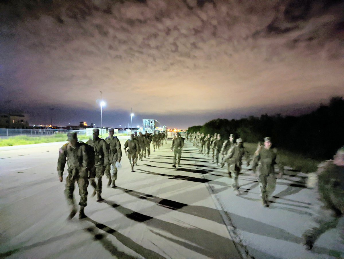 ColdCobra_7's tweet photo. Starting Motivation Monday with O'dark ruck march.  Let's Get It COBRAS!  @ColdCobra_6 @Raptor_6_ @SentinelSe7en @Raptor_Se7en @Anarchy_VII @SentinelSix @SentinelThr33 @PhoenixBDE_7 @rhollin61 @_Raptor37 @ArmyIntelCG @16thSMA @cobra_se7en @TRADOCCSM @ https://t.co/QKuGMV20wC