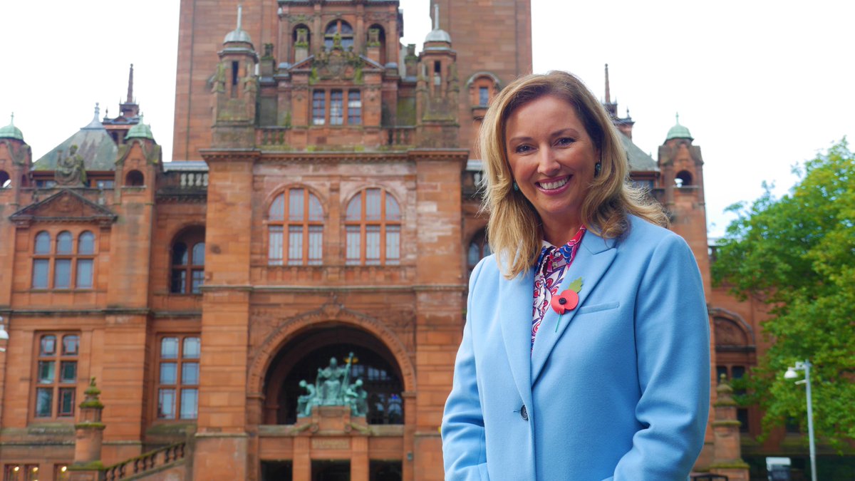 2/2 more #SongsOfPraise for today bbc.in/3BAAgAa

Make Me A Channel Of Your Peace, Down Cathedral
O Lord The Clouds Are Gathering, led by Tessera
Father Lord Of All Creation <a href="/WinCathedral/">Winchester Cathedral</a>
We’ll be there <a href="/BBCOne/">BBC One</a> 1.15