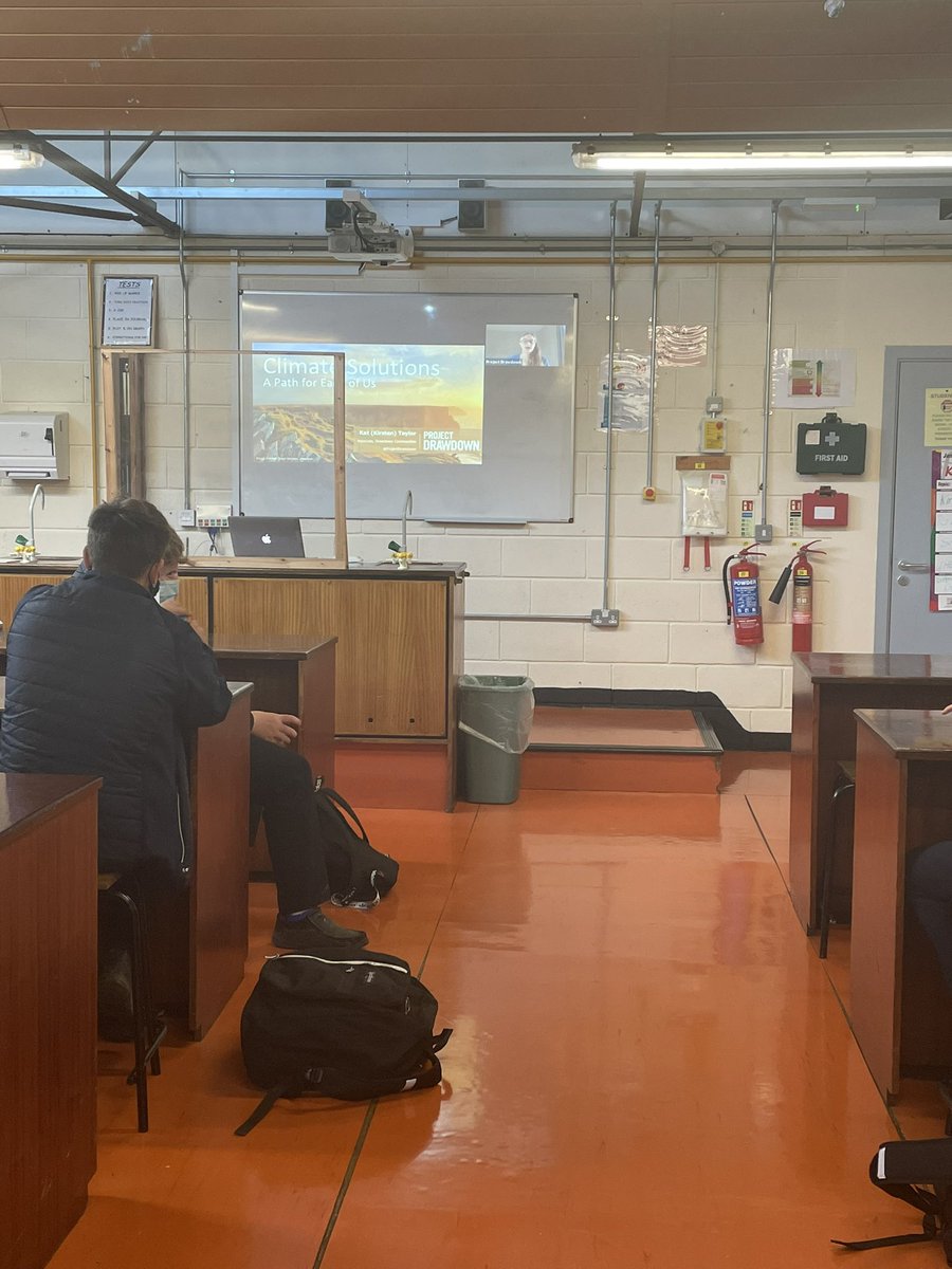 RCS__Science's tweet photo. 1st year science logged on to Climate Solutions @IrishSchSusty promoting climate literacy, understanding and action... Such a great whole school approach with most classes logging on twice a day this week #ES7 #ClimateAction #climateandnaturesummit #COP26 https://t.co/3NDBrKLq02