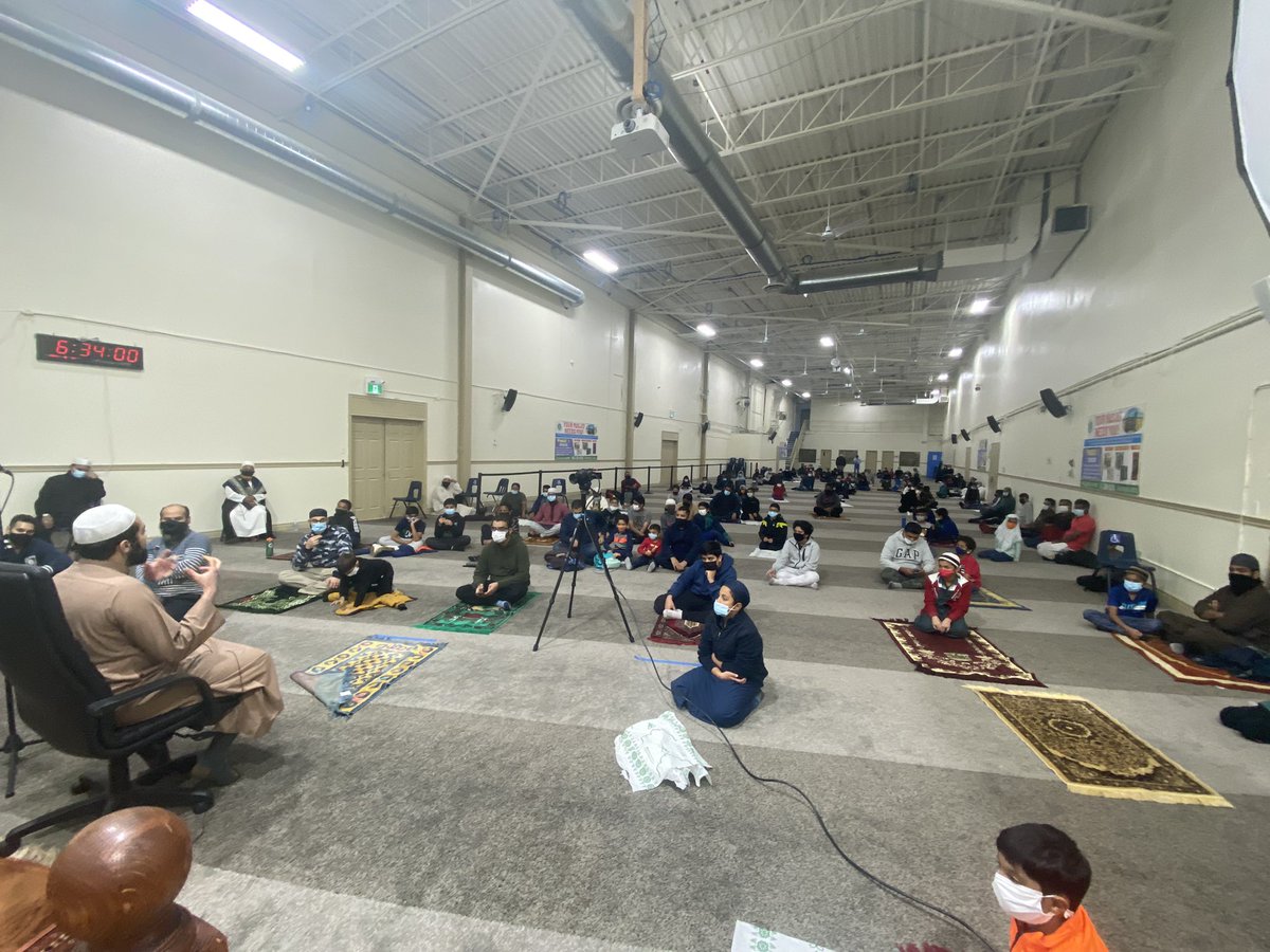 imam_nabil_'s tweet photo. What an amazing experience it was to be with our children on 31st FUNTOBER. From Q &amp; A session to tasting authentic ice cream along with pizza. Stay tuned for another event coming soon. https://t.co/tw2Tyo6BzB