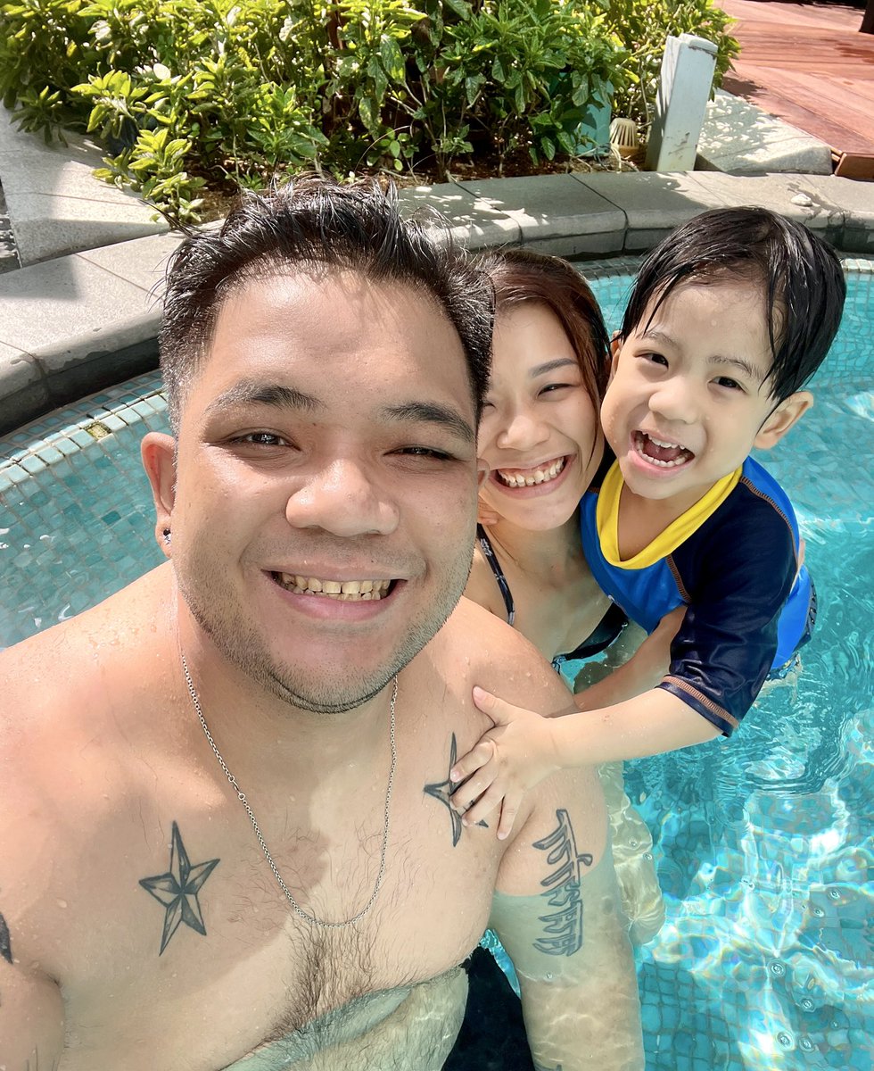 ChrystianVII's tweet photo. Mi Familia ❤️ #TheTehs #Staycation #Sofitelkualalumpurdamansara #sofitel https://t.co/9tlw1FVutO